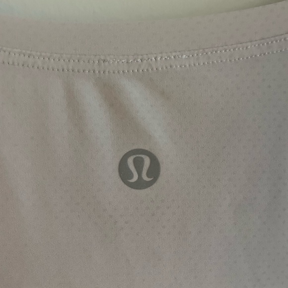 Lululemon running shirt - Picture 3 of 4